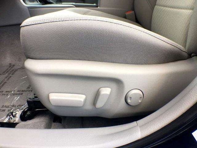 2017 Toyota Camry LE 4Dr Sedan